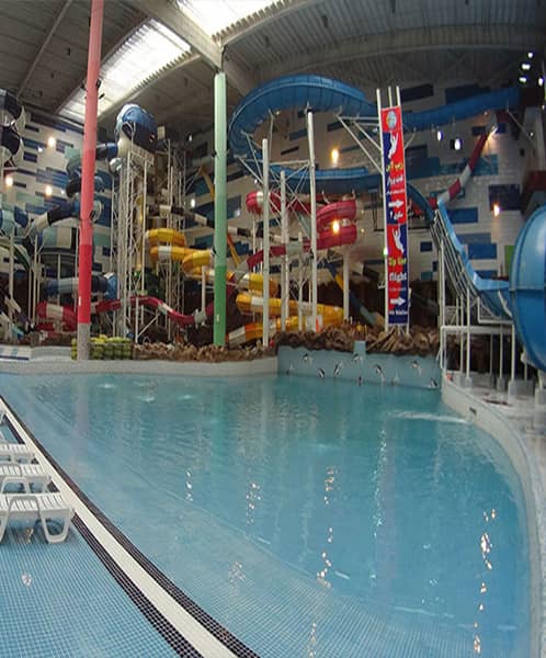 پارک آبی سرزمین موجهای خروشان مشهد